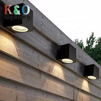 LED Aluminum Waterproof IP65 2*6W UP and Down Adjustable Outdoor Wall Light